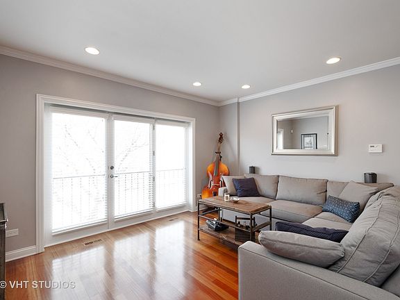 3rd image of 4610 N Ashland Ave APT 2N