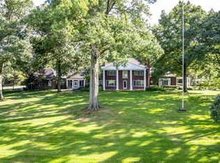 169 Country Club Rd, Sewickley, PA 15143