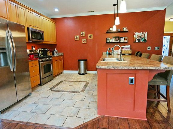 5th image of 181 Wentworth Ln