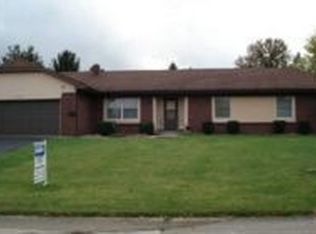1432 Golf Ter, Danville, IL 61832
