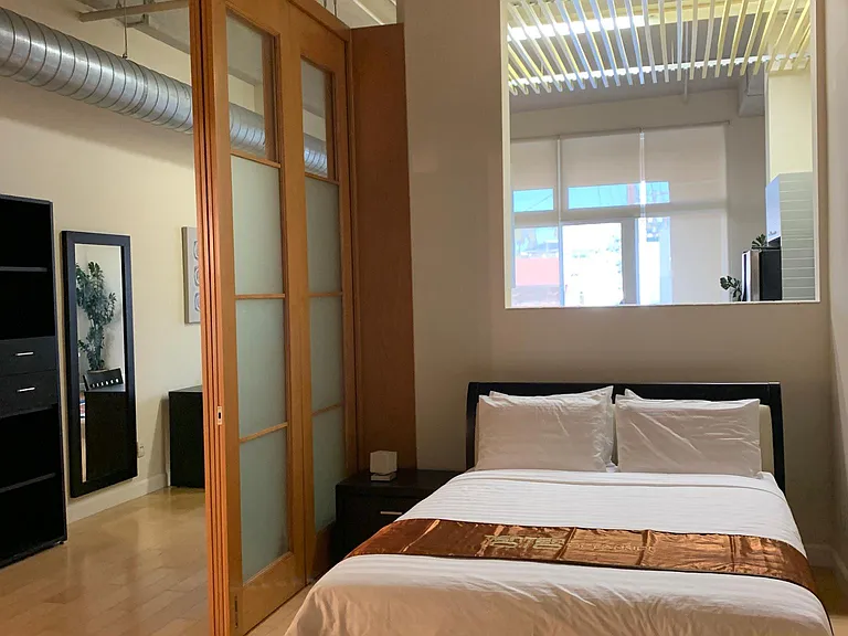Suite #9 - 2 bed/1 bath - 979 sq ft.