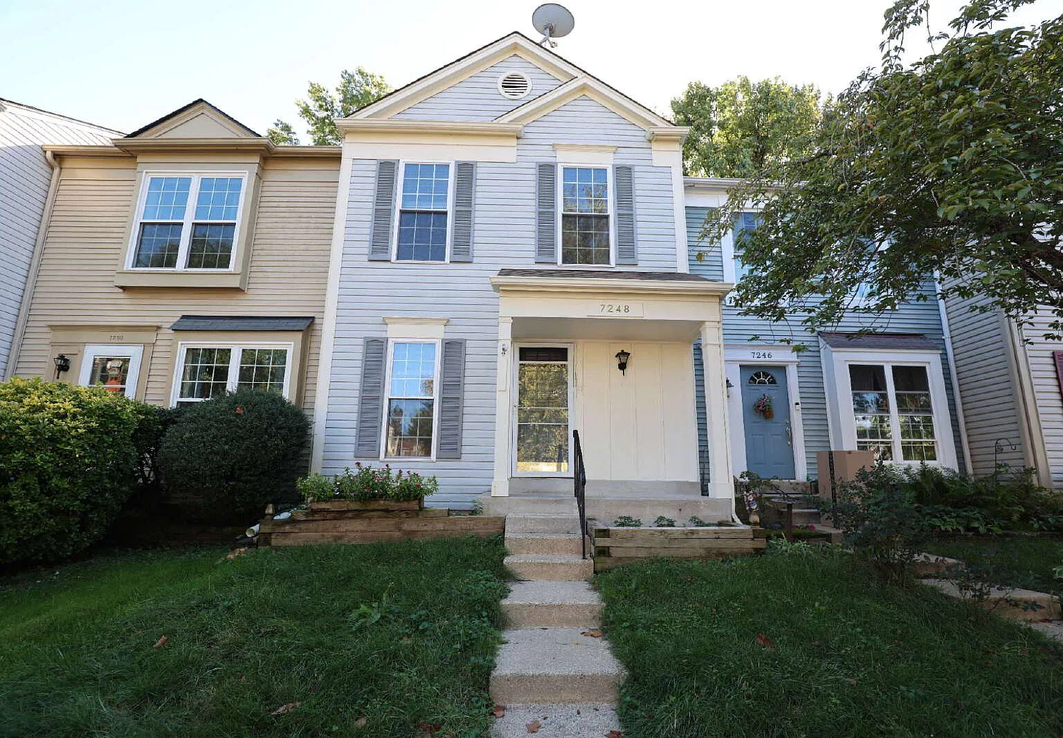 2 bed, 2.5 bath, $2,800 — Photo 1