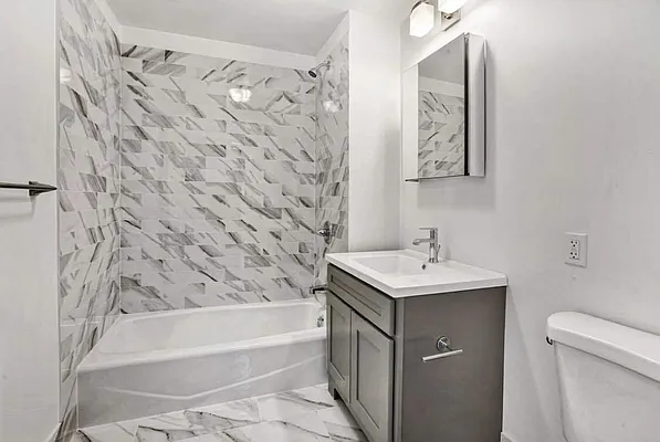 Rented by Compass | media 19