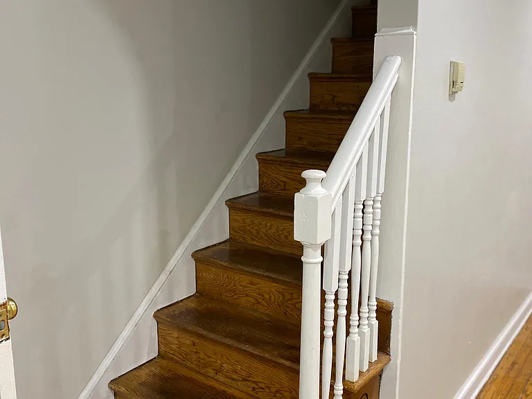 Stairs to 2nd level