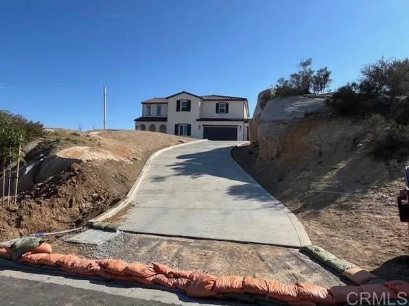 2340 Woodland Heights Gln, Escondido, CA 92026