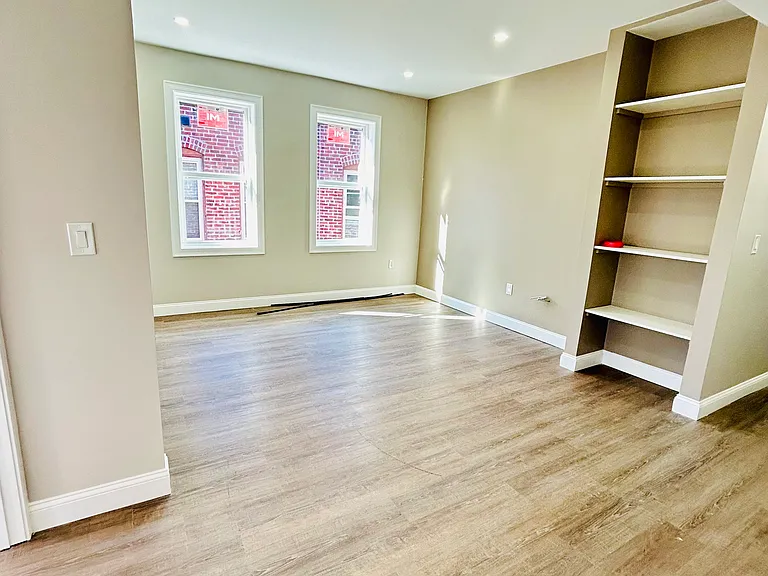 105 Harrishof St #1 — Photo 2