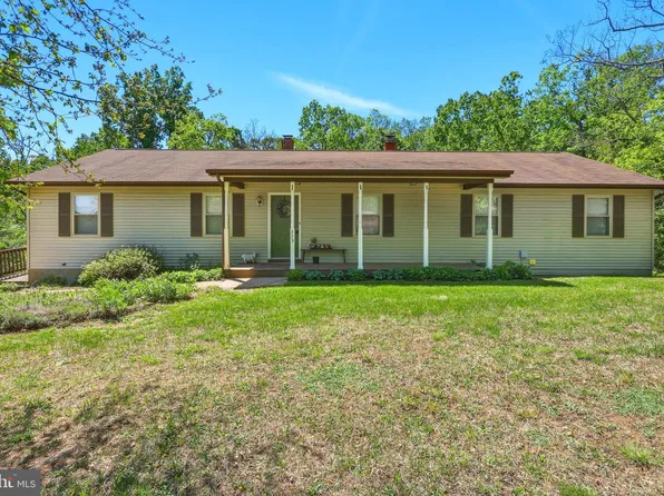 553 Mount Of Olives Trl, Fort Valley, VA 22652