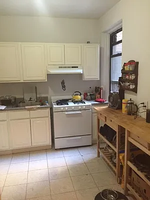 Rented by Roberto Guilbet, LREB | media 28