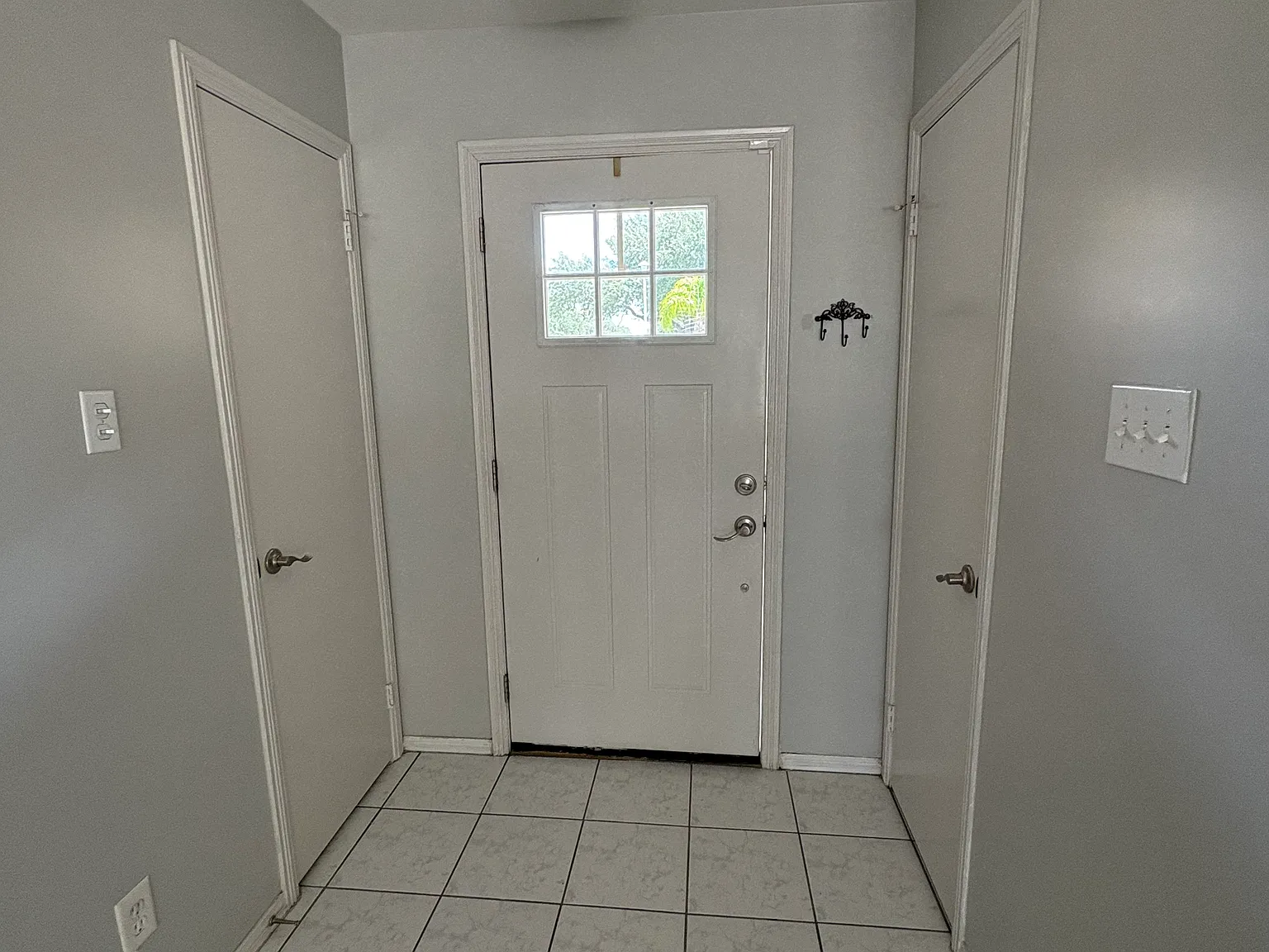 3 bed, 1896 sqft, $1,700 — Photo 4