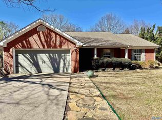403 Barrington Hills Dr, Madison, AL 35758