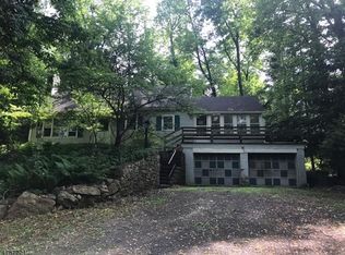 2 Walden Rd, Milford, NJ 08848