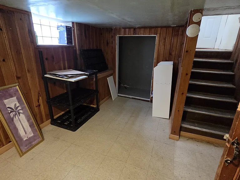8333 Orchard Ave — Photo 4