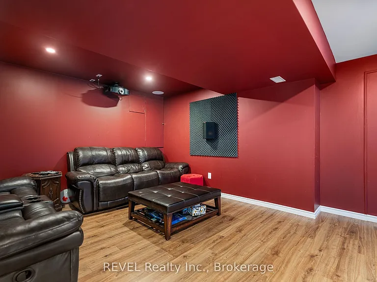 8892 Kudlac St — Photo 29