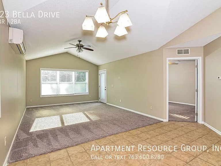 823 Bella Dr — Photo 6