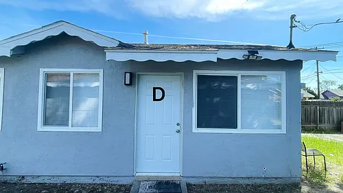 1705 Kenwood St Photo 1