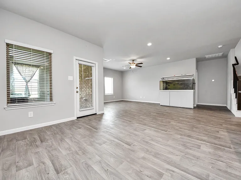 3630 Telford Ln — Photo 16