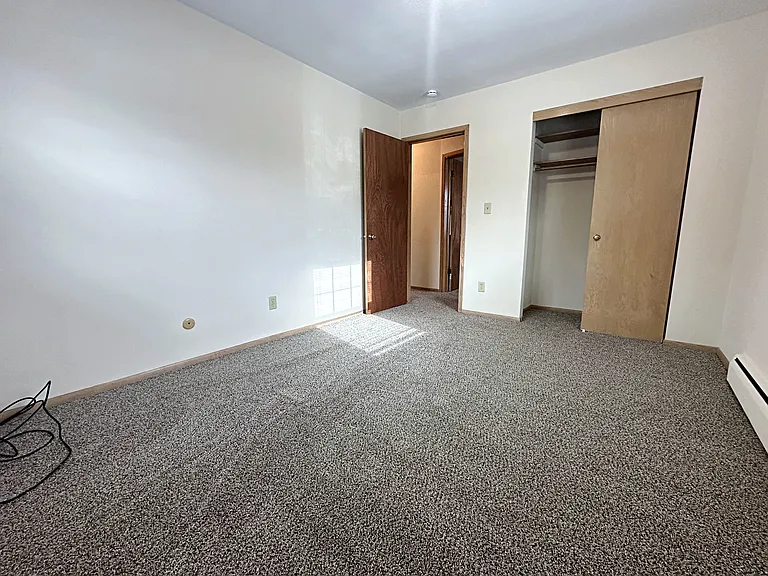 Lexlawn Apartments — Photo 21