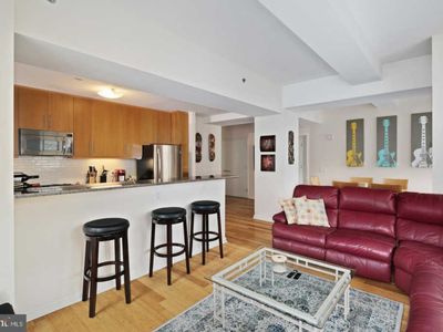 1425 Locust St Unit 11A, Philadelphia, PA, 19102