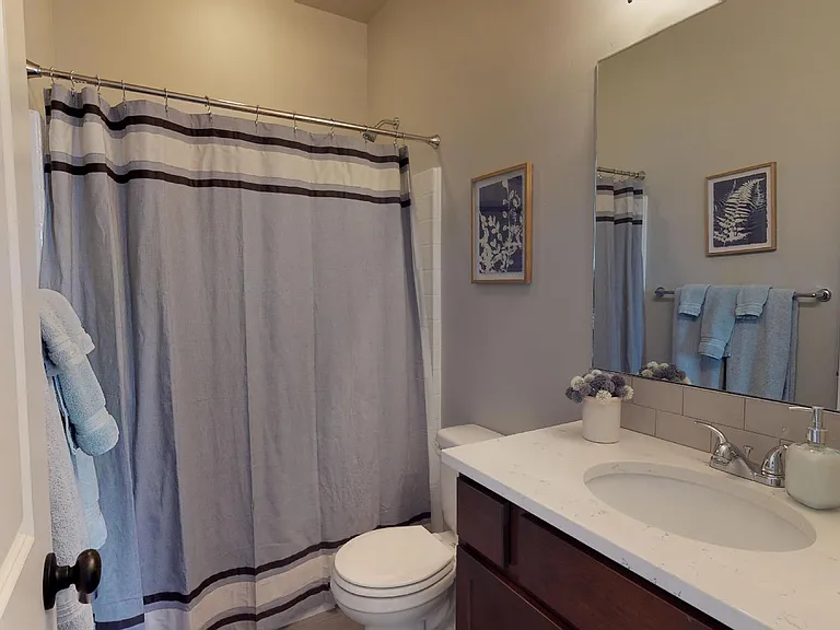 1205 N College Rd W — Photo 15