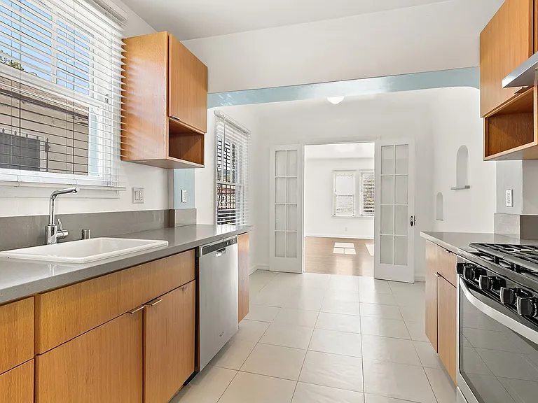1858 Westerly Ter — Photo 12