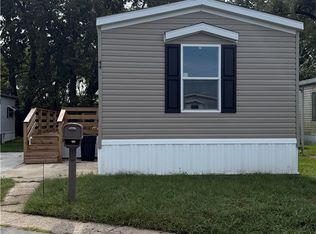 44 Airstream Dr, Dayton, OH 45449