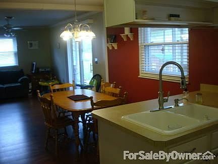 5th image of 1162 Wollenhaupt Dr