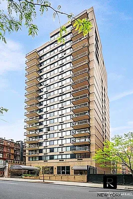 Sold by R New York | media 6