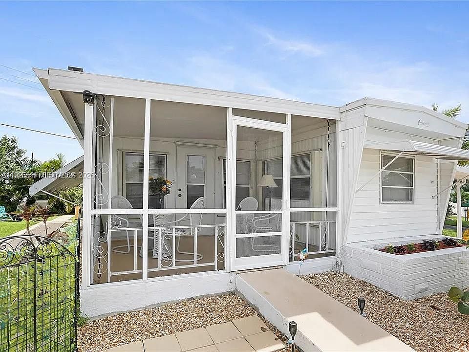 1st image of 8616 SW 16th Pl