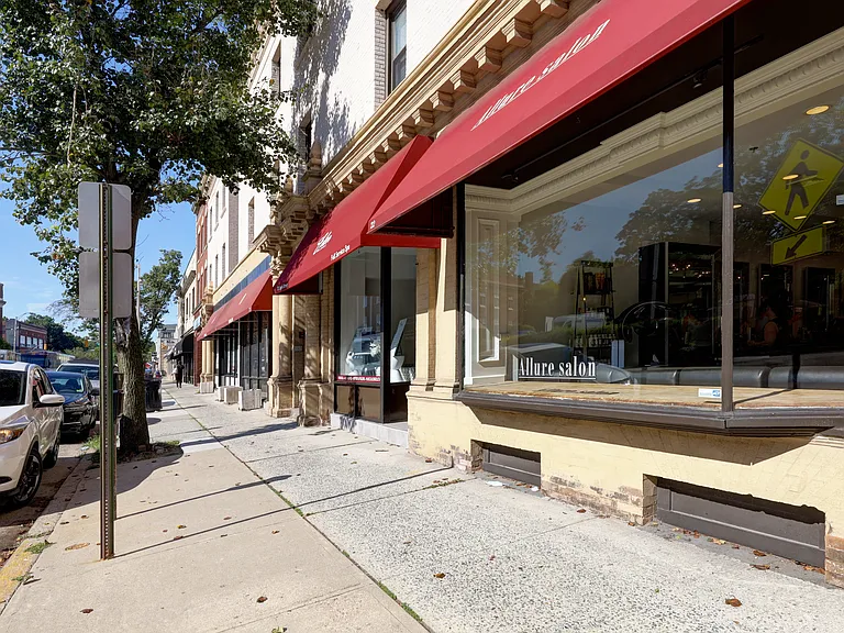 22 Engle St #17 — Photo 36