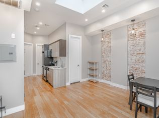 306 Linden St #2F, Brooklyn, NY 11237