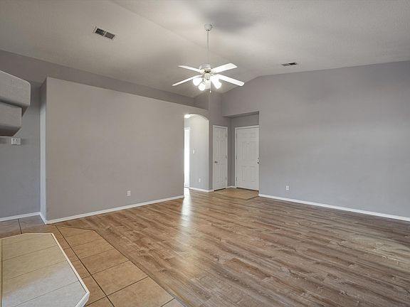 4th image of 10230 Country Meadows Dr NW