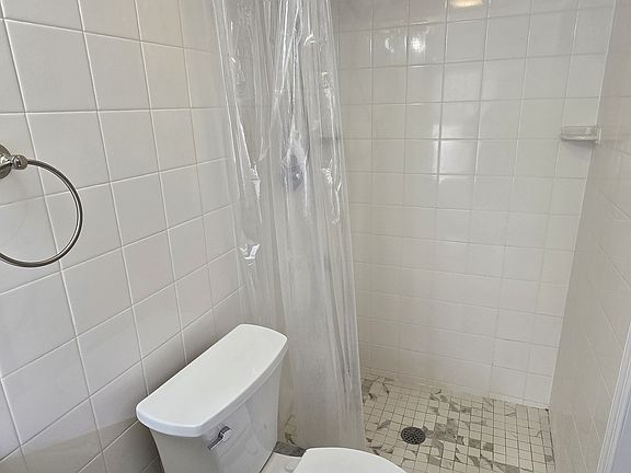 Frist floor full bathroom