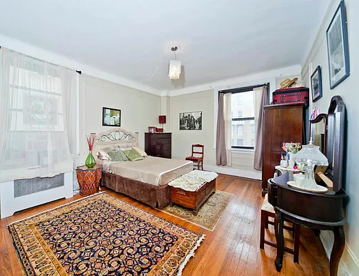 Sold by Town Residential | media 4