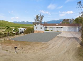 27510 Smith Rd, Winchester, CA 92596