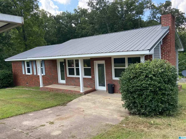 1201 Hillcrest Dr, Weaver, AL 36277