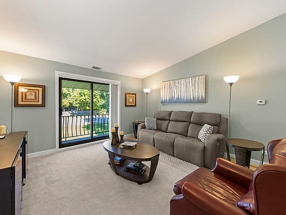 5th image of 1714 S Washington St #1714