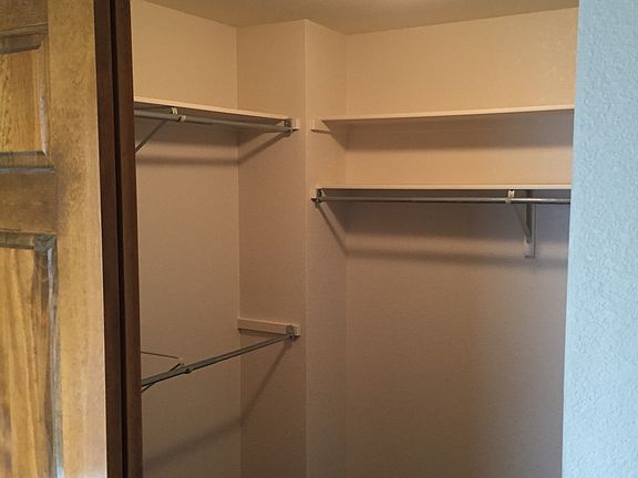 Walk in Closet