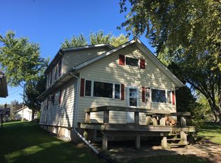 3408 Lake Dr, Hartford, WI 53027