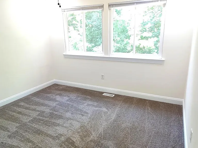 41 Peregrine Dr — Photo 8