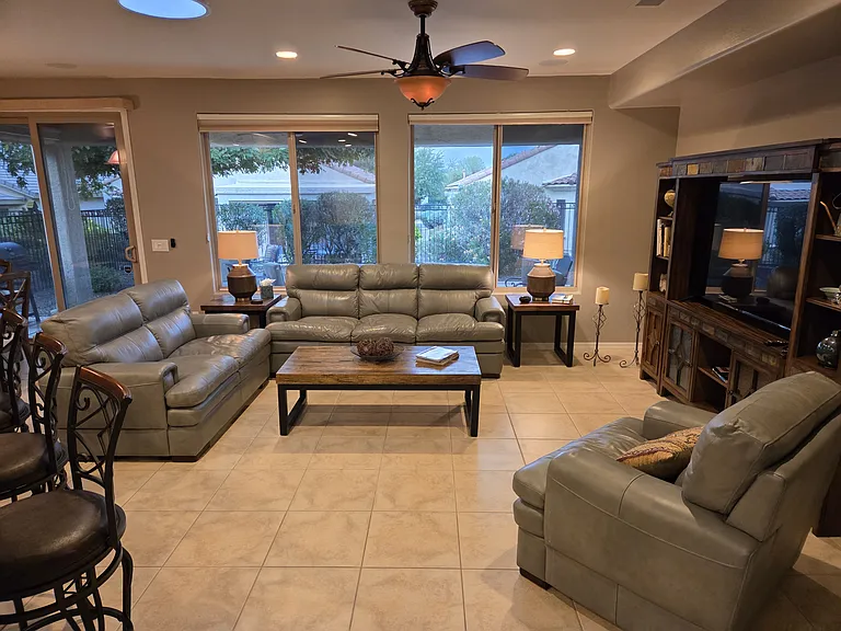 26660 W Burnett Rd — Photo 18