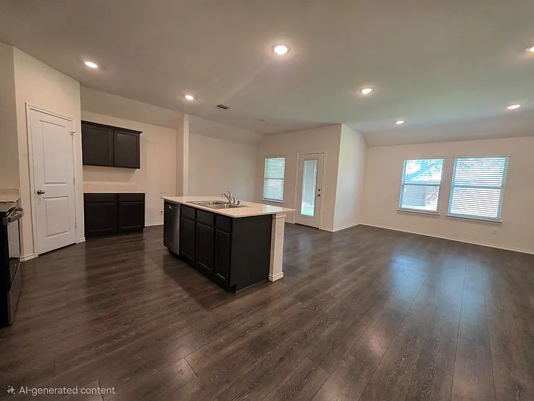 1215 Knoll Dr — Photo 4