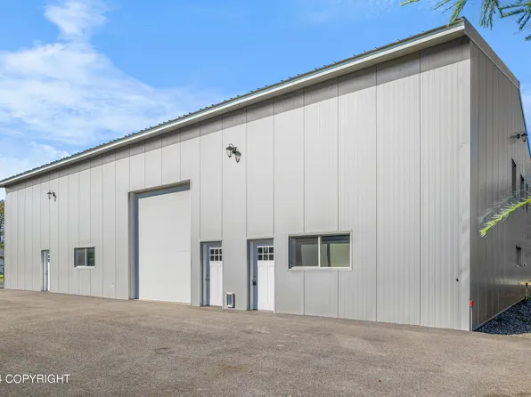 37670 Sailors Watch Cir, Kenai, AK 99611