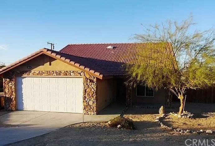 1st image of 72352 El Paseo Dr