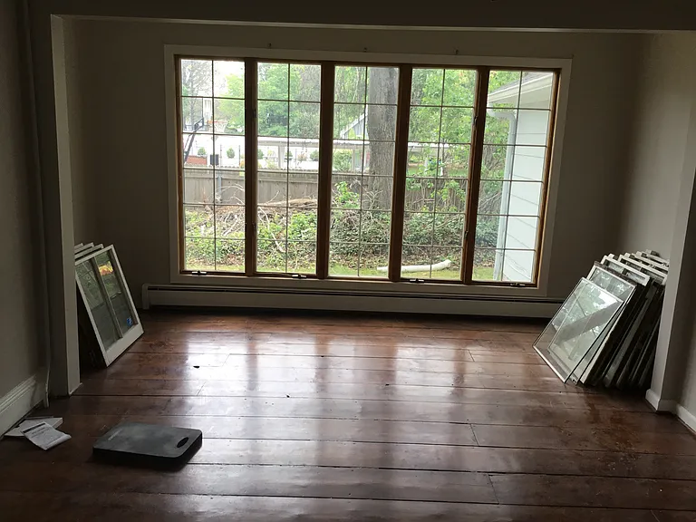 Other end of diningroom