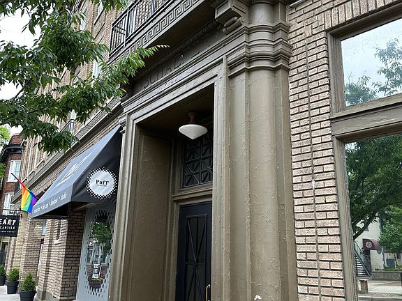 2nd image of 607 E 5th St APT 4