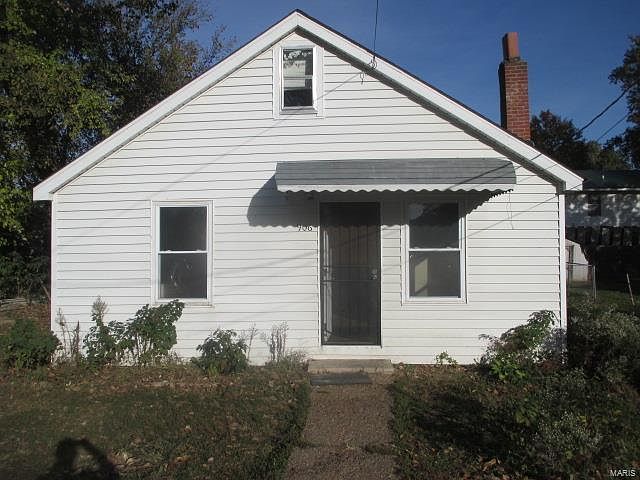1st image of 906 Pyramid Dr