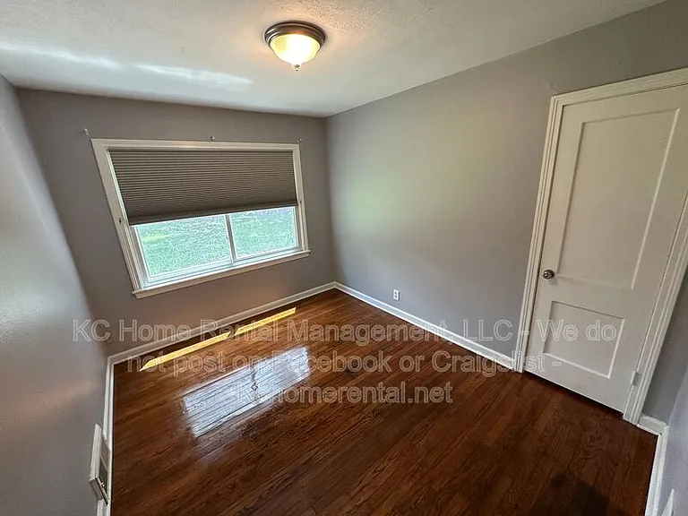 8419 Pennsylvania Ave — Photo 18