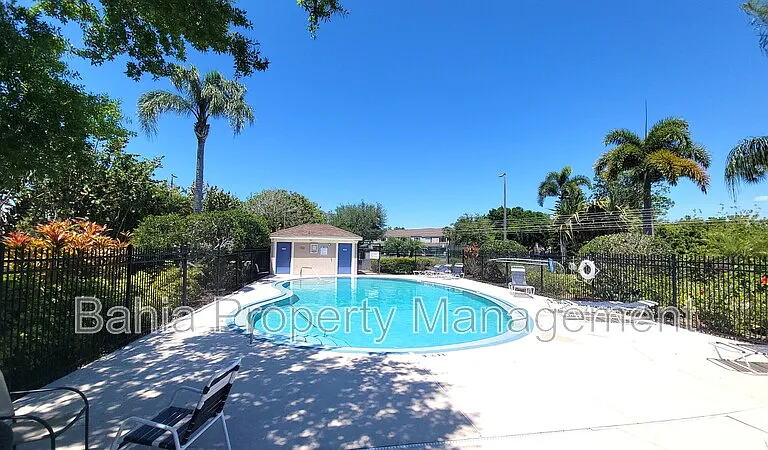 6235 Bayside Key Dr — Photo 13