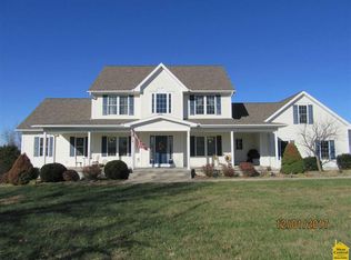 31055 Shire Ln, Sedalia, MO 65301