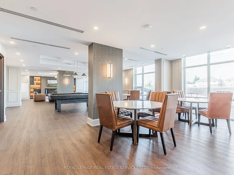 460 Dundas St E #1202 — Photo 35